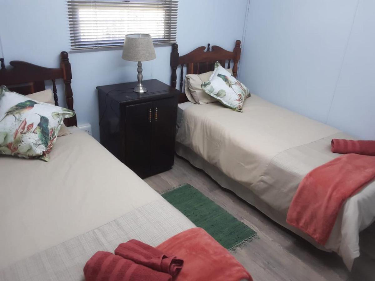 Nadine'S Self-Catering Accommodation Стормсривиер Екстериор снимка