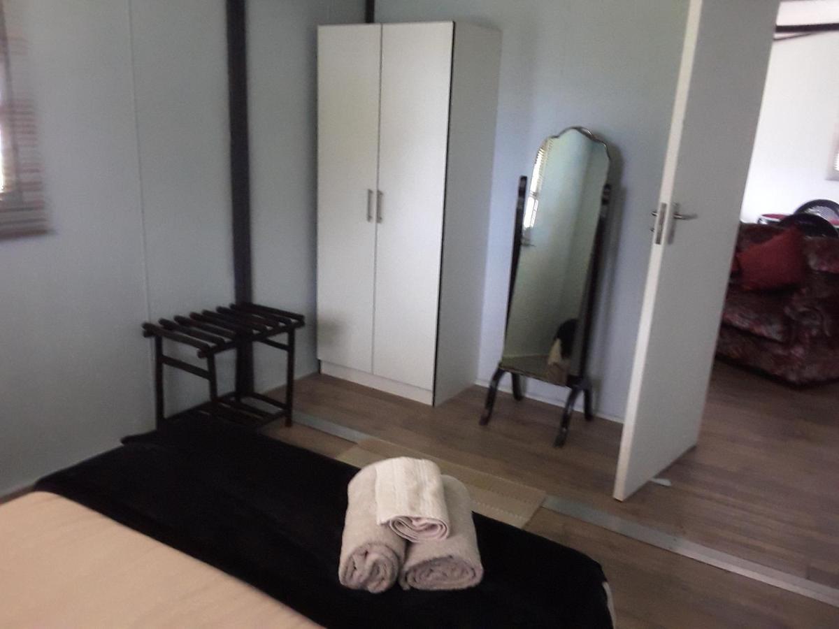 Nadine'S Self-Catering Accommodation Стормсривиер Екстериор снимка